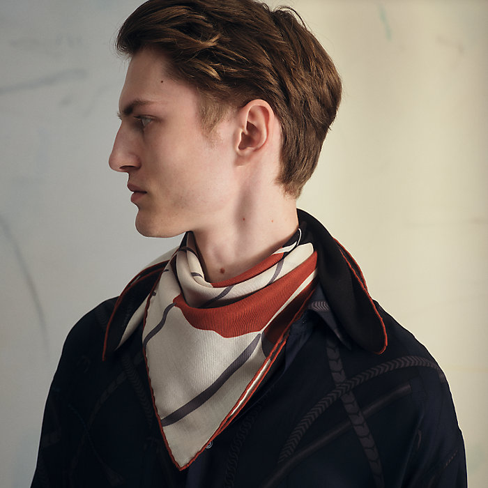 カシミヤマフラー 《マイヨン》 TGM | Hermès - エルメス-公式サイト カシミヤマフラー 《マイヨン》 TGM | Hermès - エルメス-公式サイト